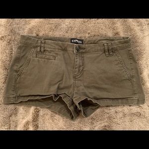 Express Shorts